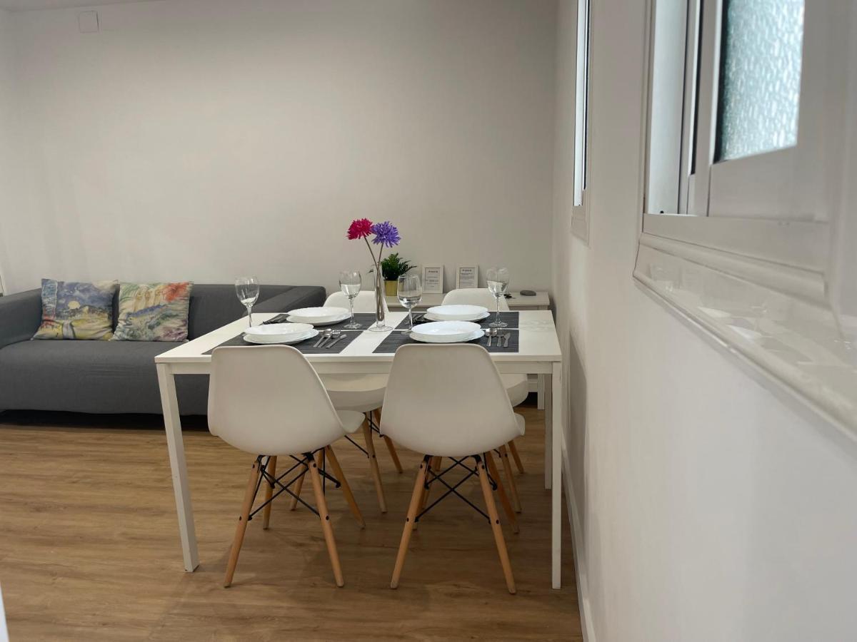 Apartamentos Kemacu Барселона Екстериор снимка