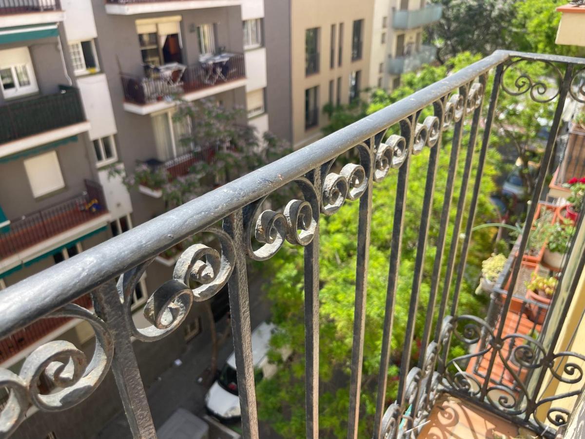 Apartamentos Kemacu Барселона Екстериор снимка